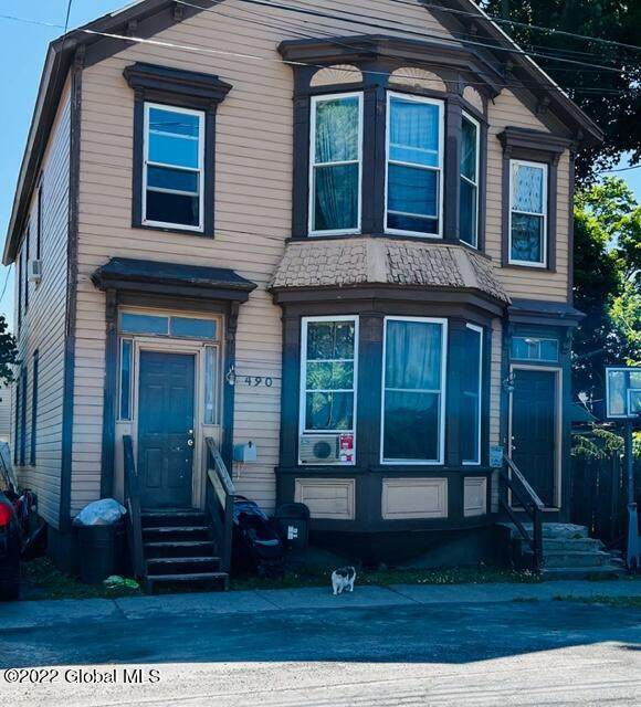 490 Park Place - Photo 1