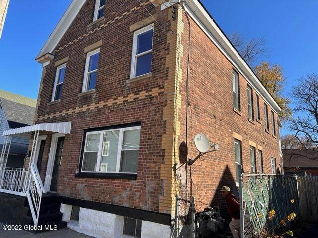 915 Mcclyman Street - Photo 1