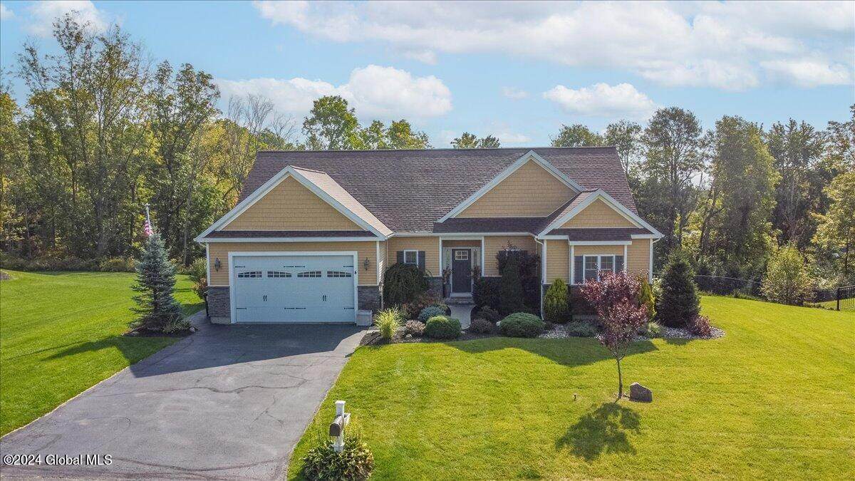 4 Victoria Court - Photo 1