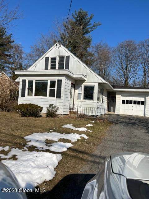 52 Cherry Avenue - Photo 1