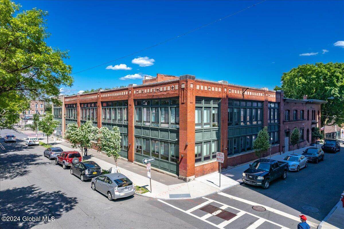 260 Washington Avenue - Photo 1