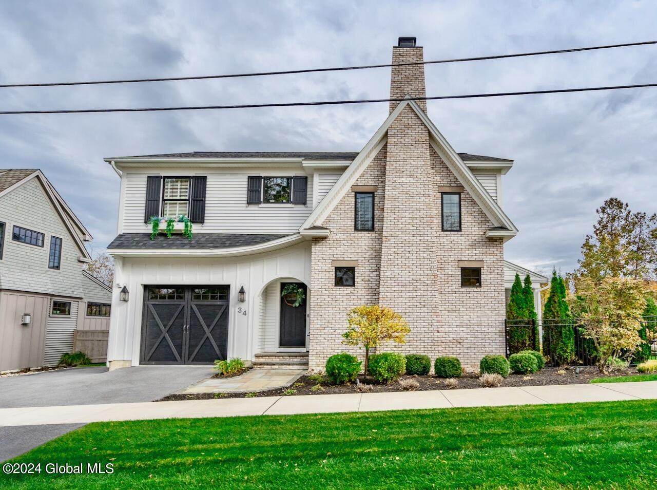34 Hyde Street - Photo 1