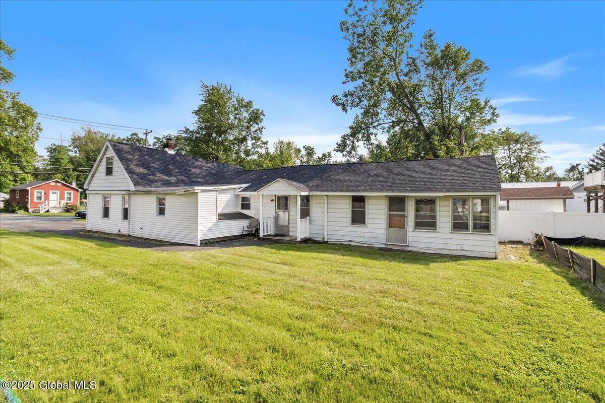 41 Virginia Avenue - Photo 1