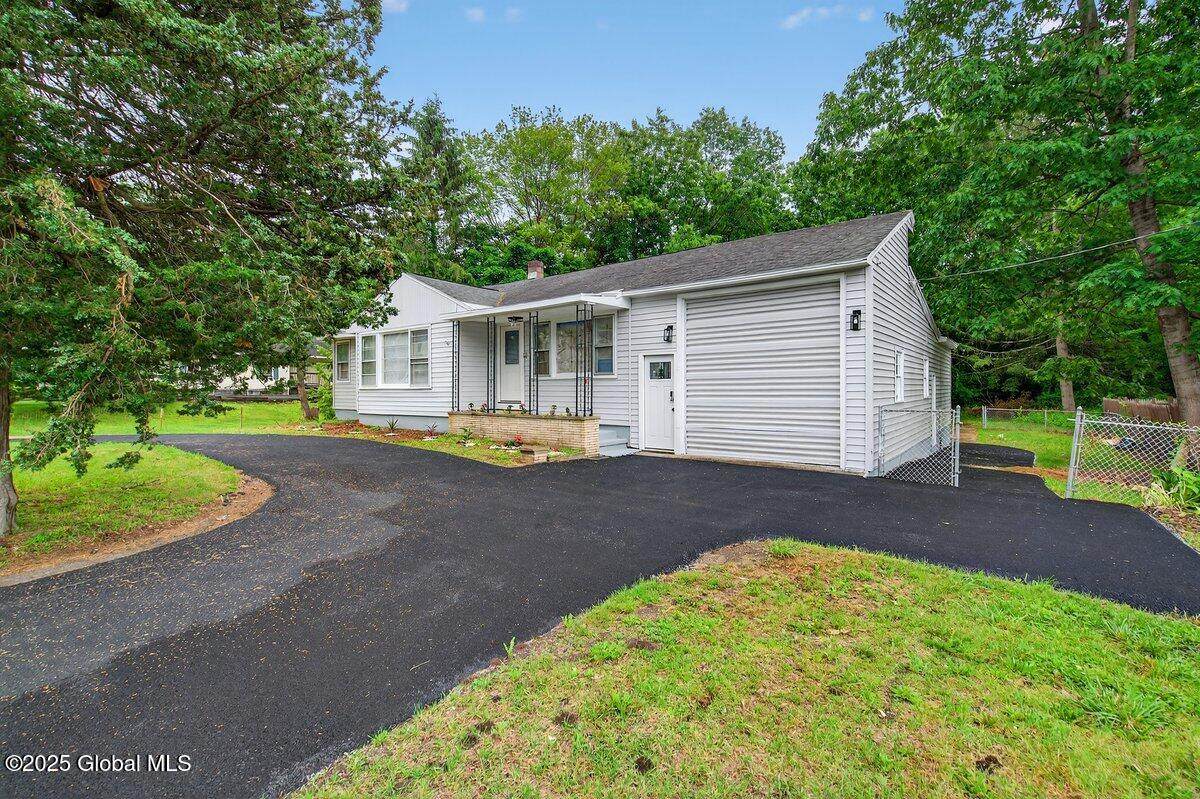 12 Haviland Avenue - Photo 1