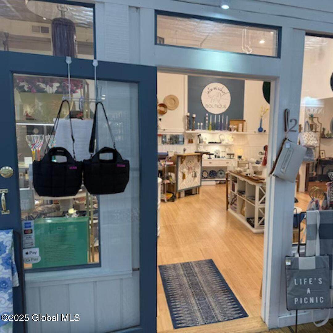 454 Broadway - Photo 1