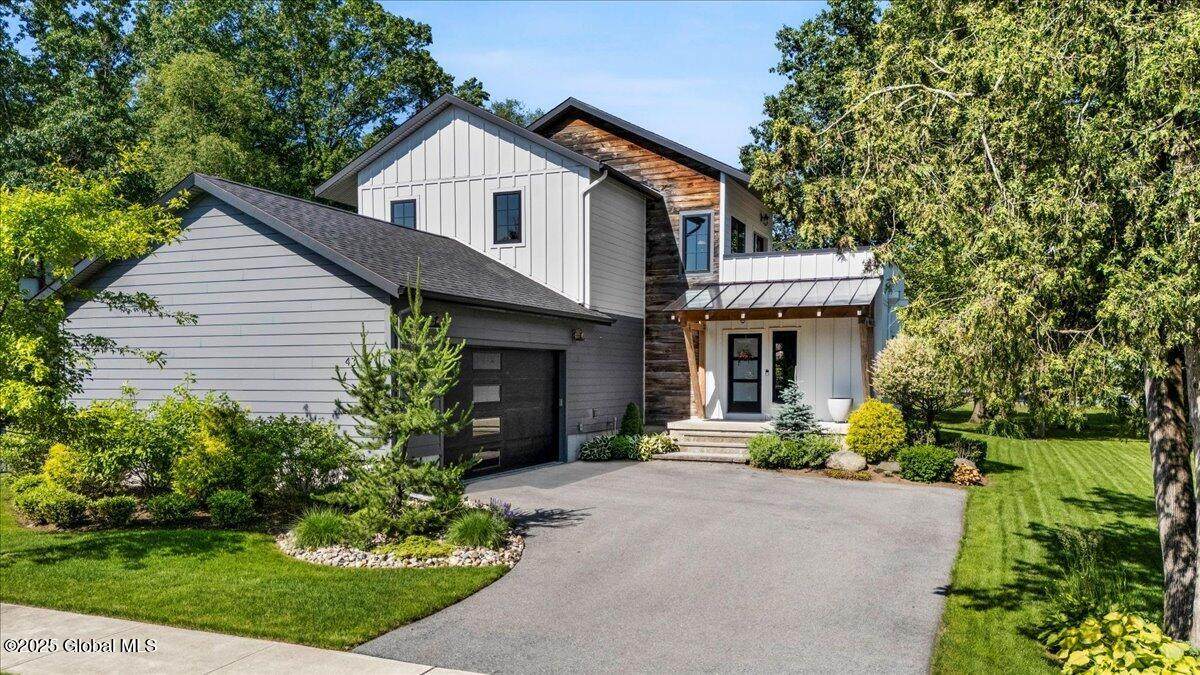 43 Doten Avenue - Photo 1