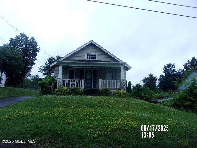 216 Hudson Avenue - Photo 1