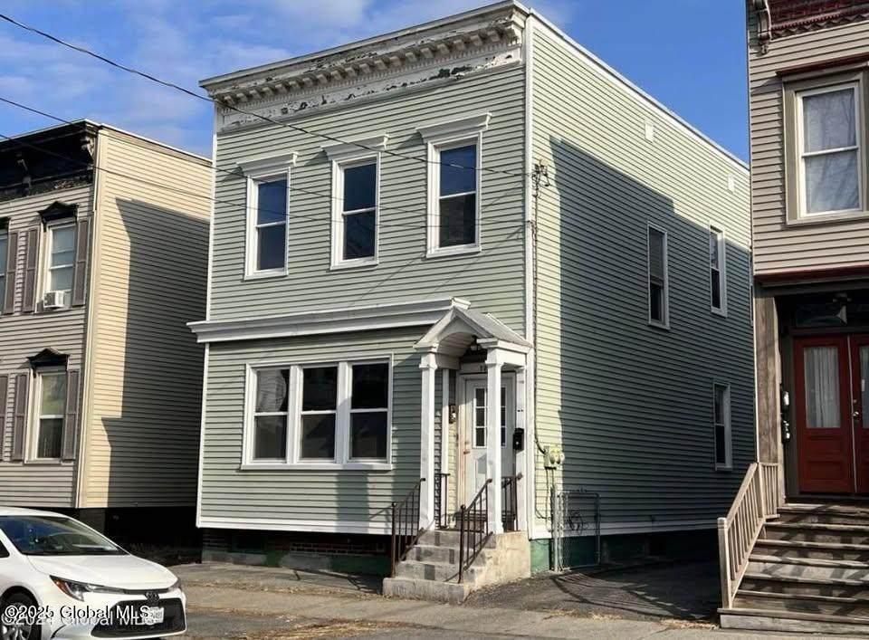 535 Hamilton Street - Photo 1