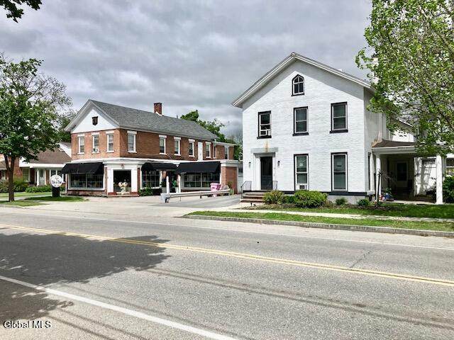 65 Bay Street - Photo 1