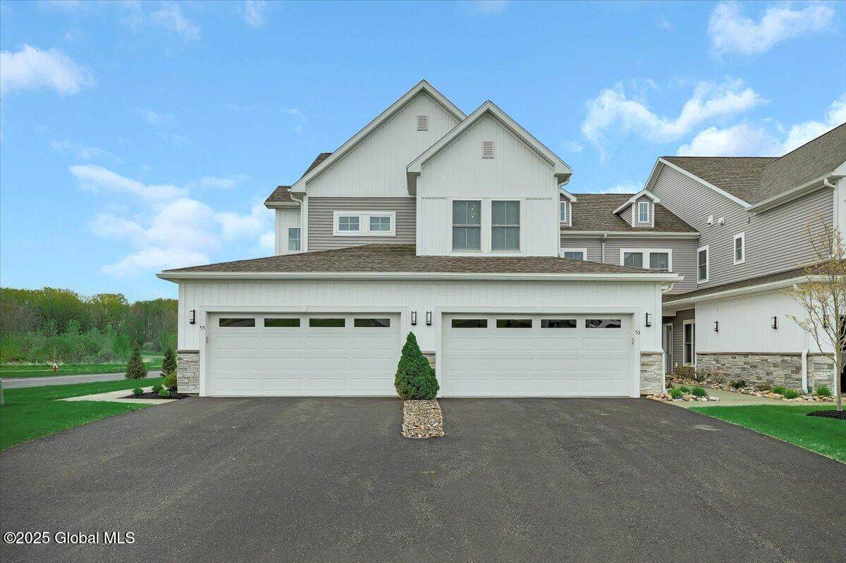 55 Wardley Circle - Photo 1