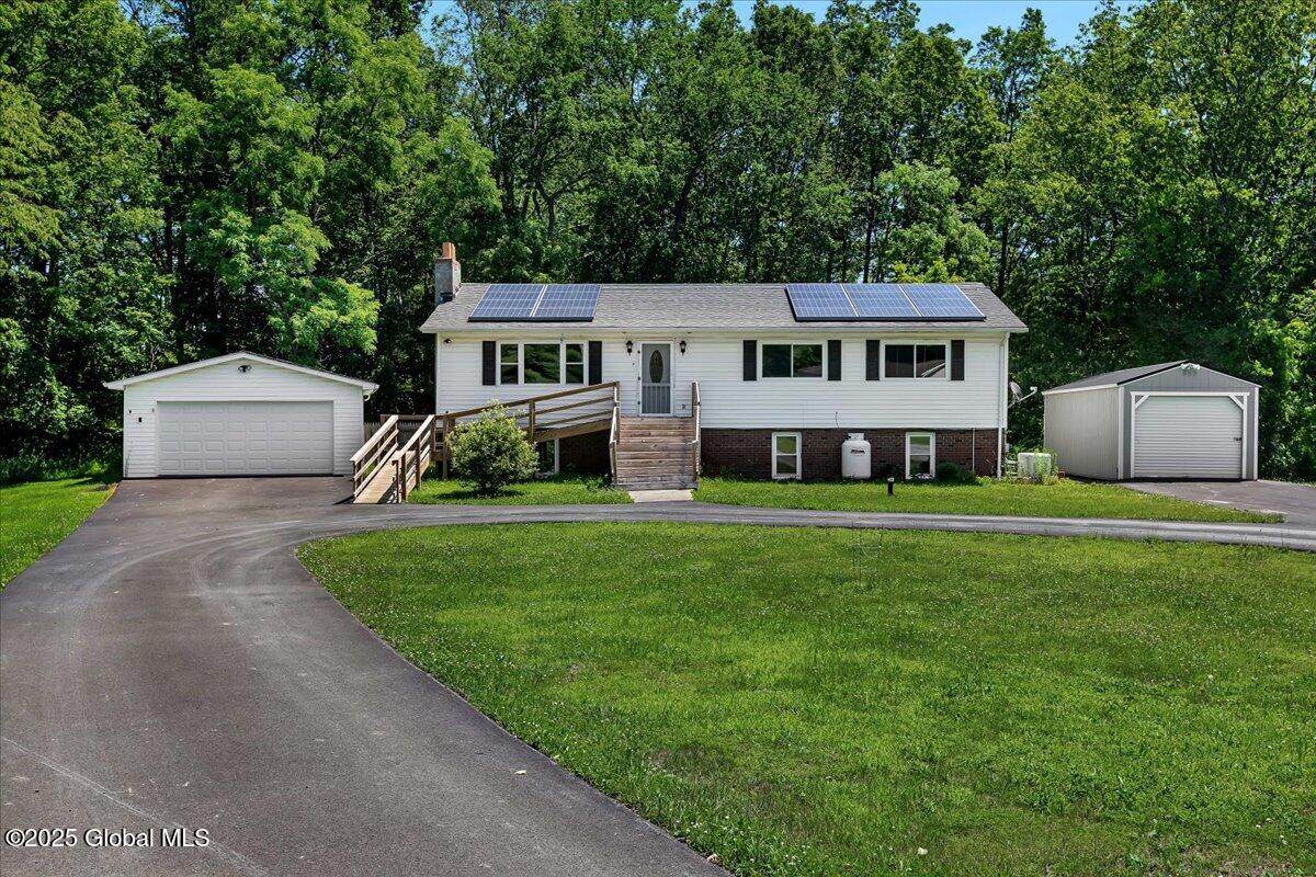 35 Banta Lane - Photo 1