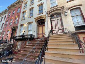 17 Ash Grove Place - Photo 1