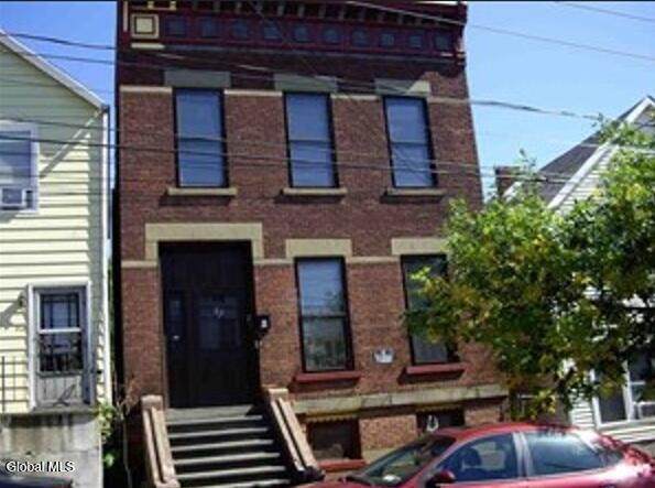 82 14th Street - Photo 1