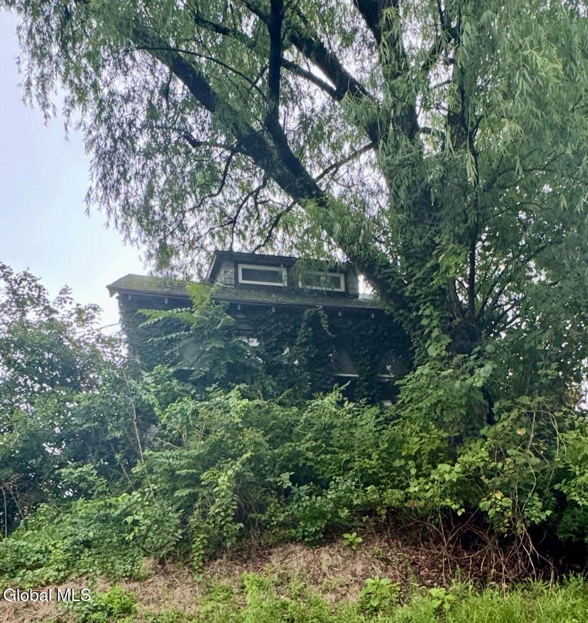 1498 2nd Street - Photo 1