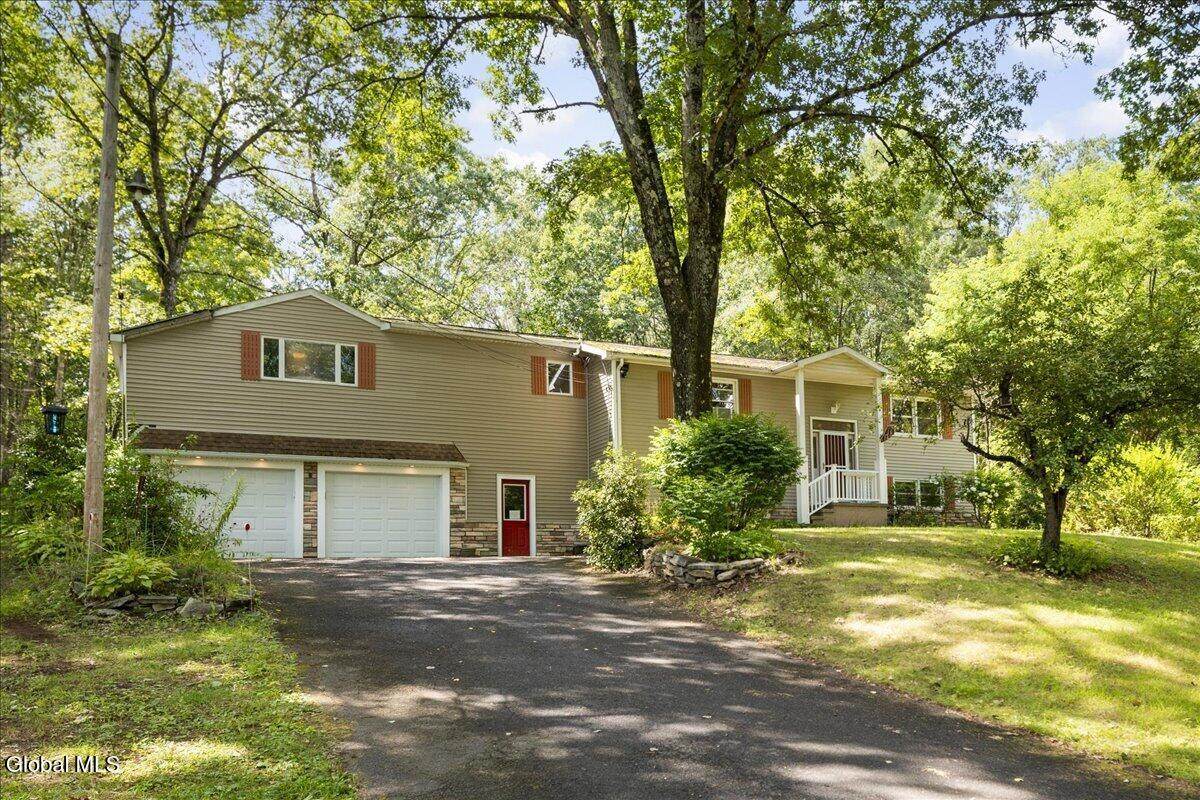 165 Redmond Road - Photo 1