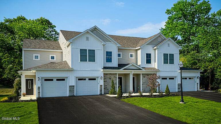 95 Reed's Hollow - Photo 1