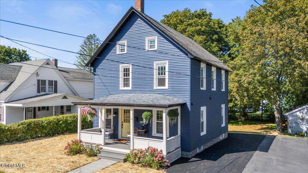 11 Jackson Avenue - Photo 1