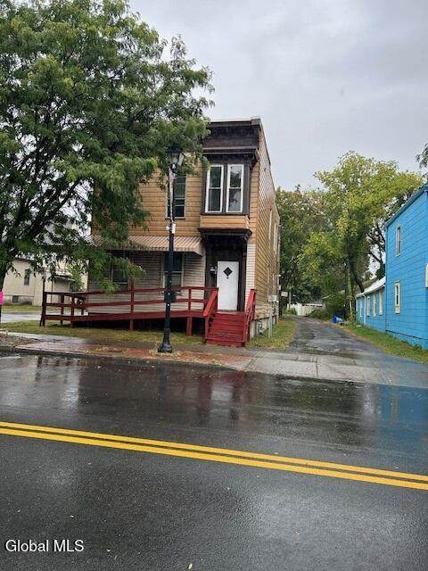 815 Nineteenth Street - Photo 1