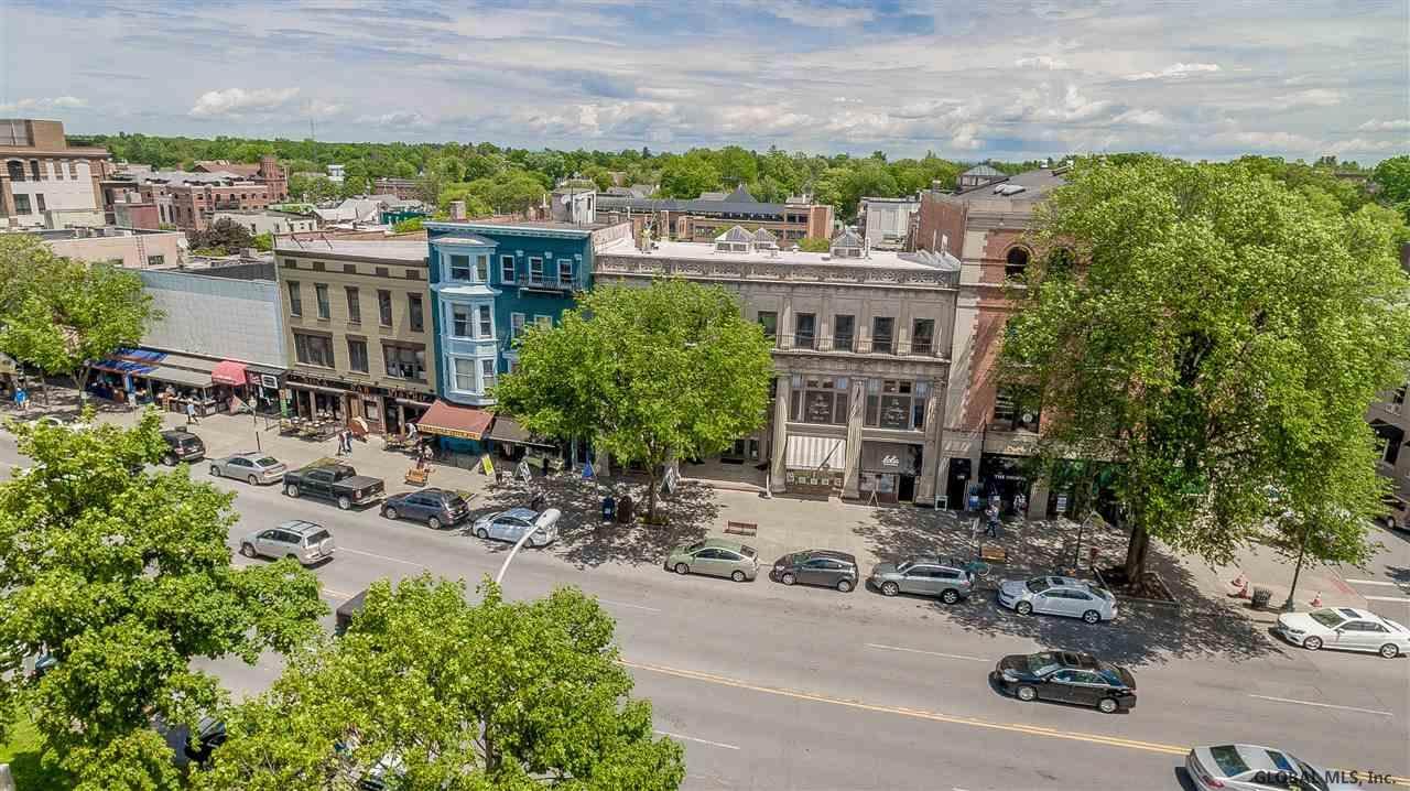 376 Broadway - Photo 1