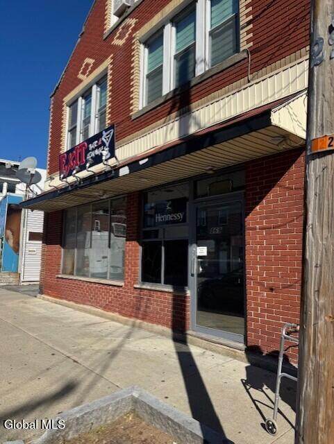 869 Crane Street - Photo 1