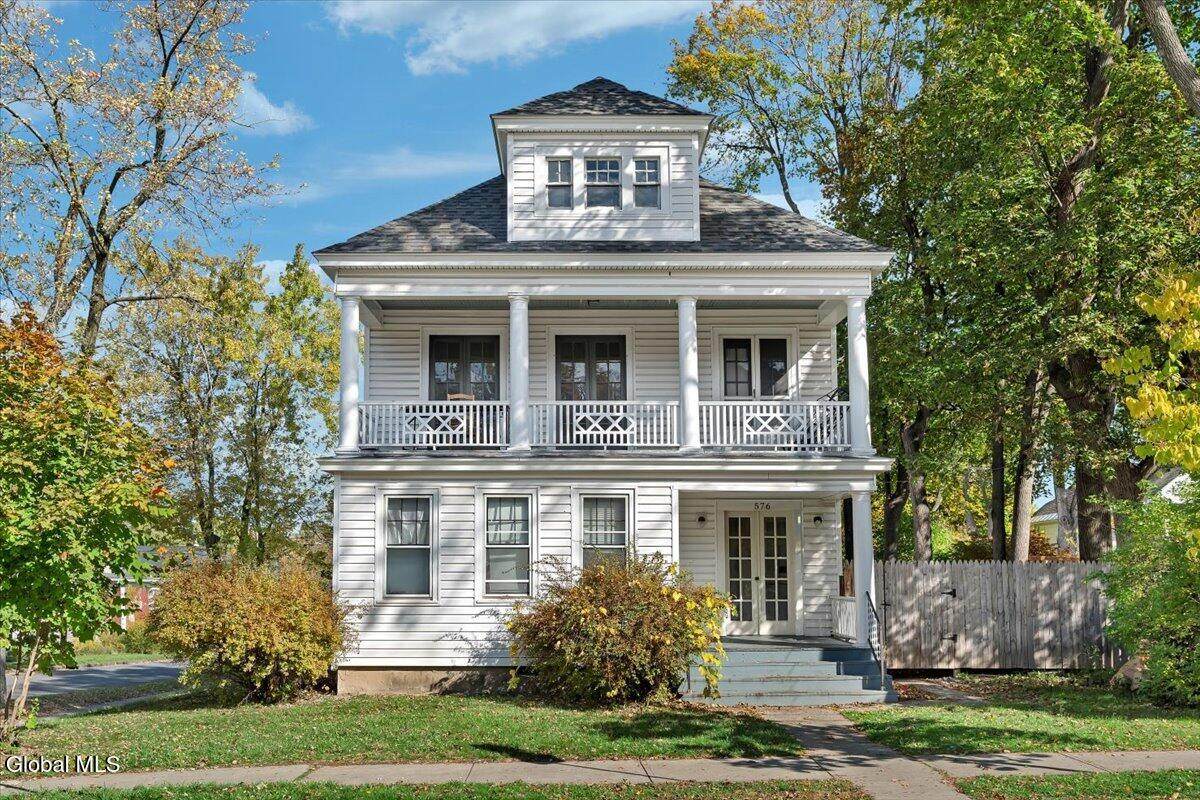 576 Providence Street - Photo 1