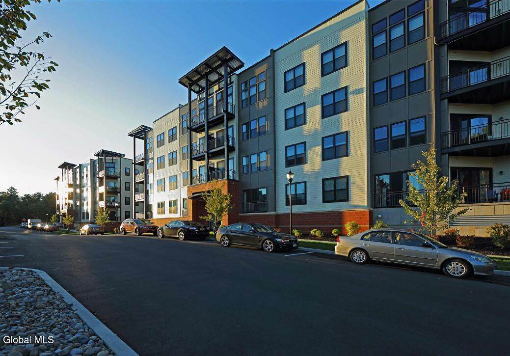 25 Whistler Court - Photo 1