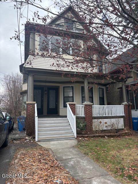 17 Cuyler Avenue - Photo 1