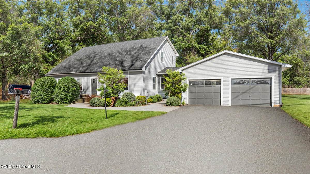 95 Meadowbrook Road - Photo 1