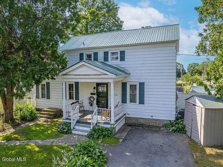 218 Washington Street - Photo 1
