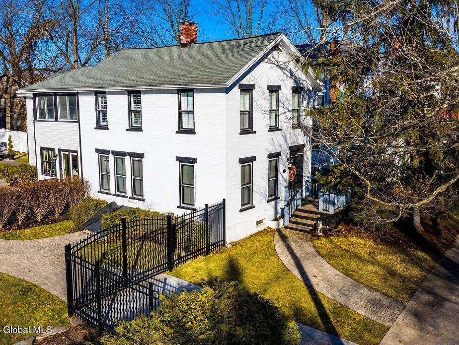 55 State Street - Photo 1