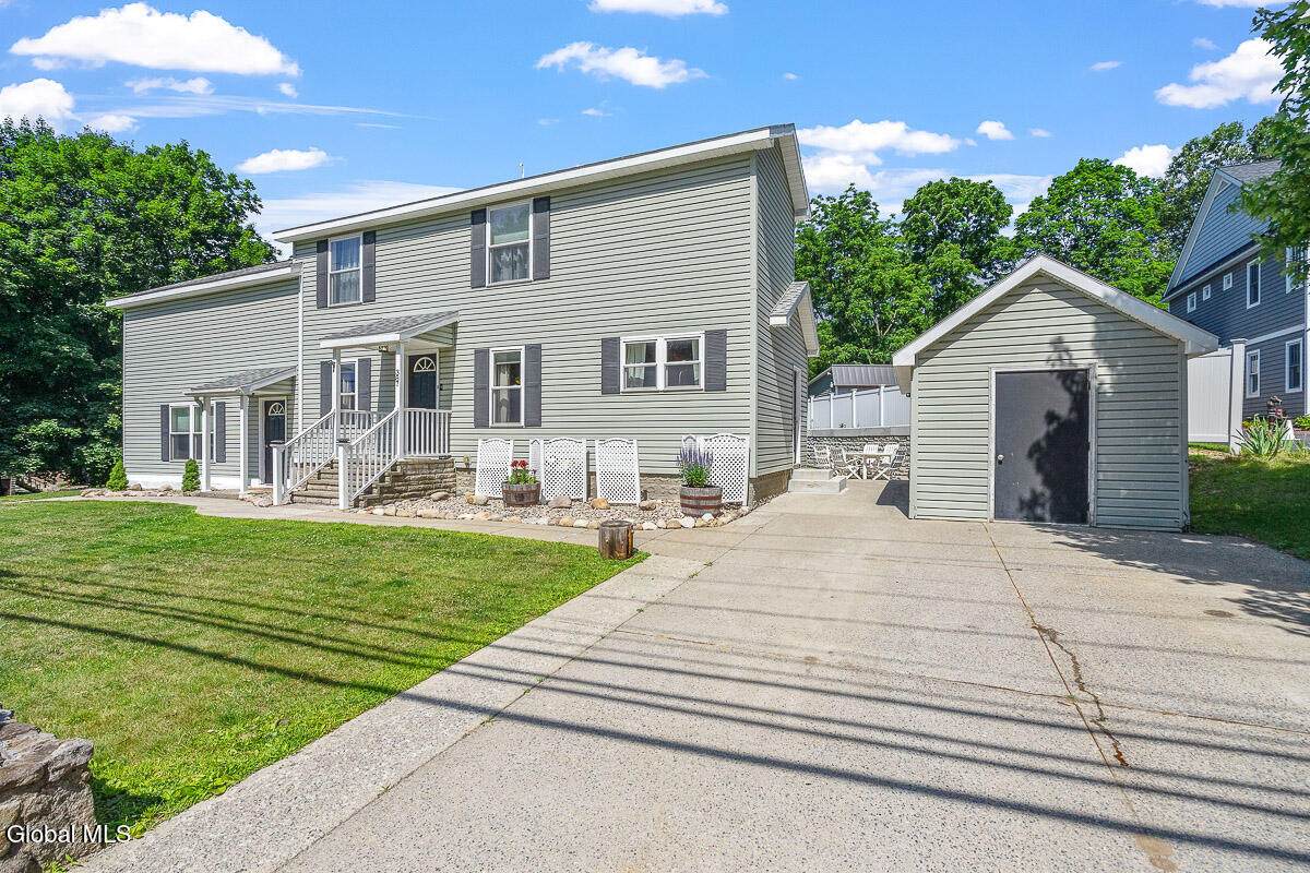 387 Maple Avenue - Photo 1