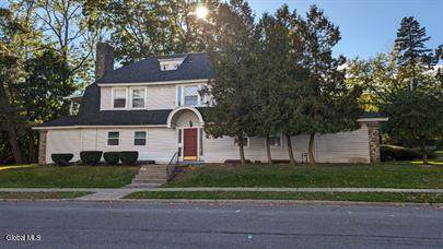 100 Ryckman Avenue - Photo 1
