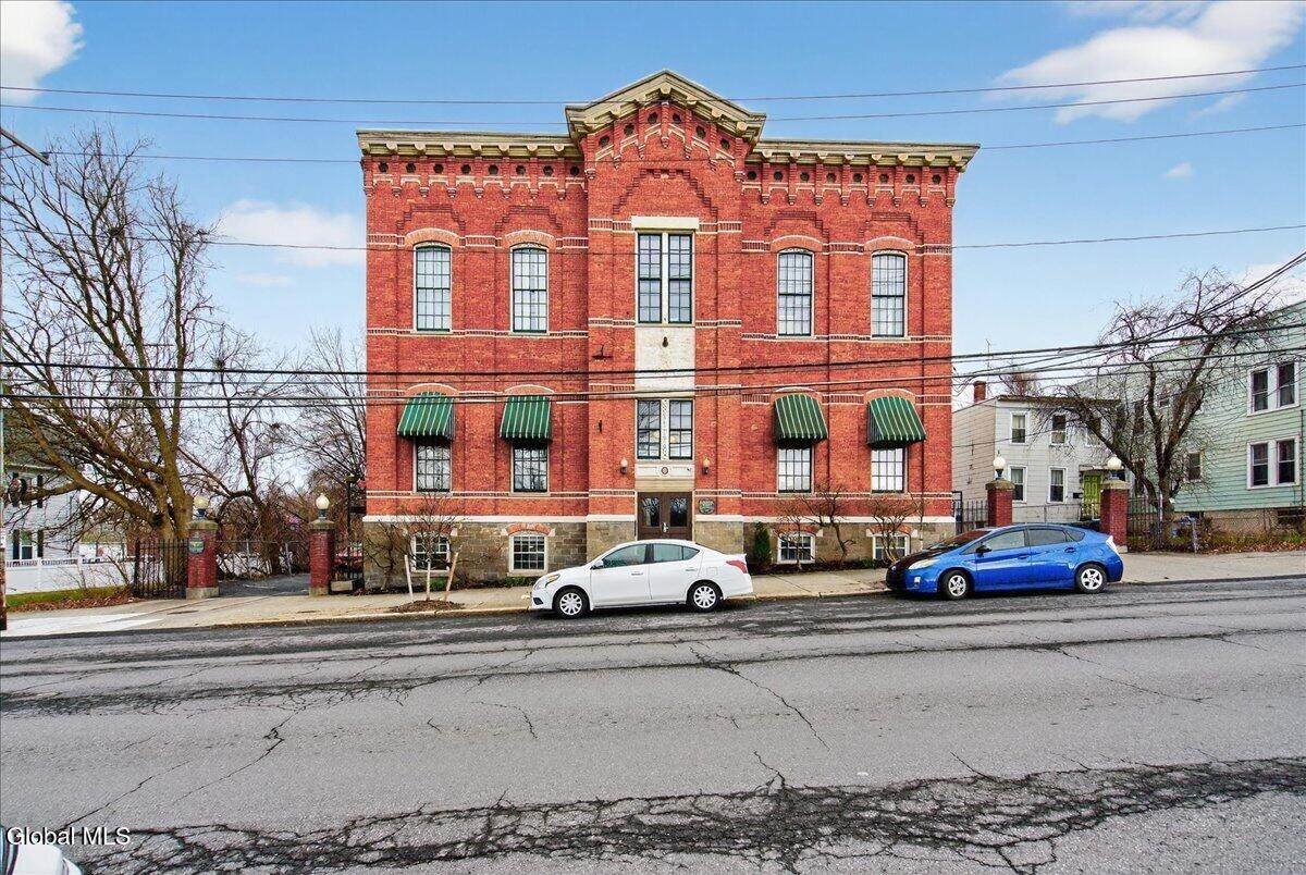 196 Morton Avenue - Photo 1