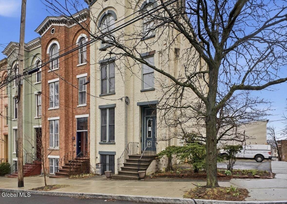 74 Philip Street - Photo 1