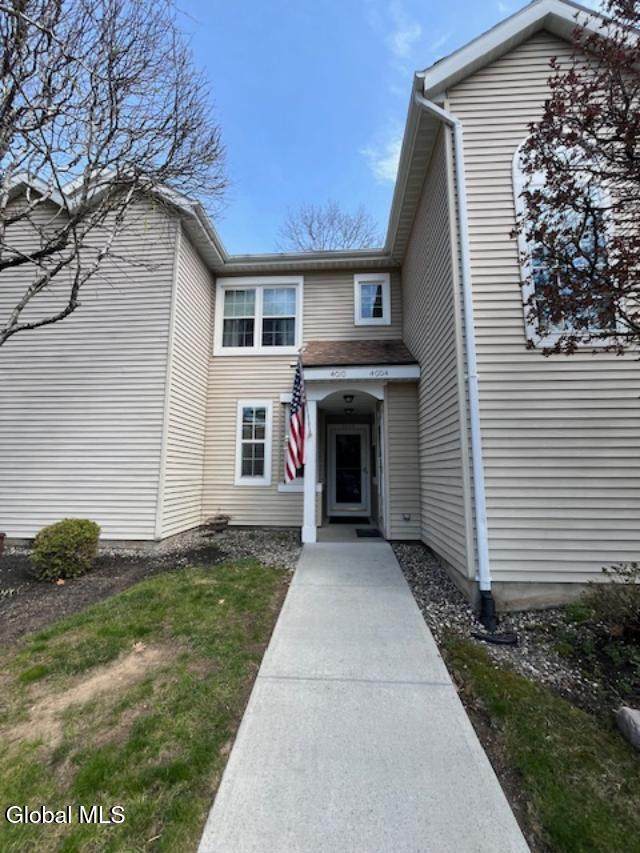 4004 Foxwood Drive - Photo 1