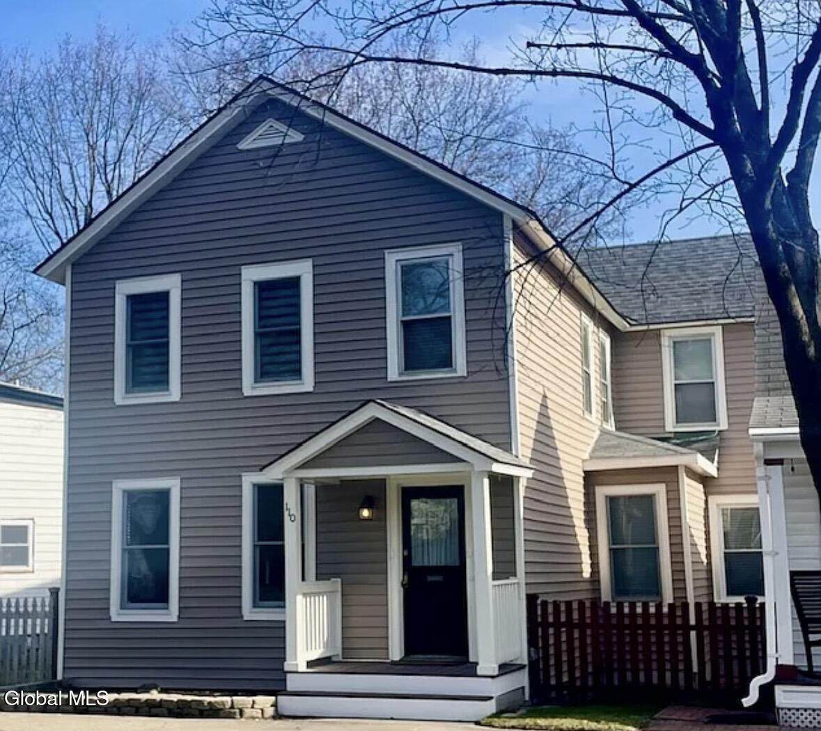 110 Van Dam Street - Photo 1