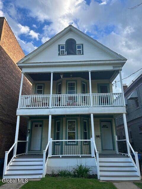 282 Yates Street - Photo 1