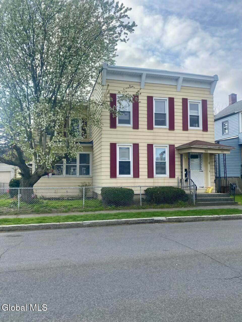 8 First Street - Photo 1