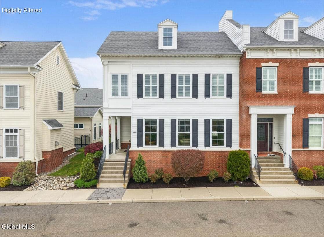 5 Sudbury Square - Photo 1