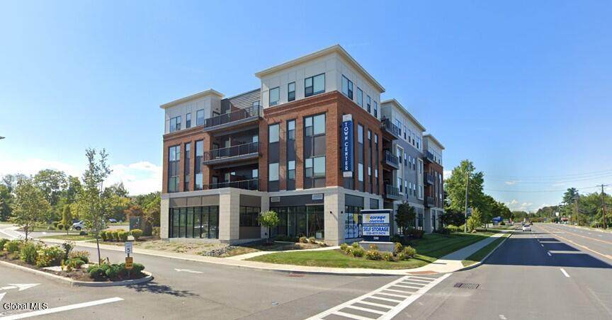 1 Town Center Drive - Photo 1