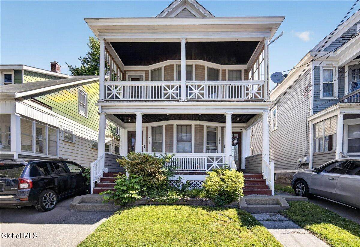 631 Washington Avenue - Photo 1