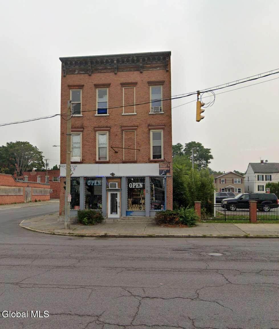 407 Central Avenue - Photo 1