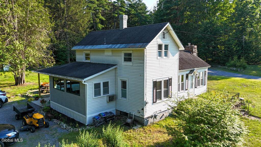 43 Birch Avenue - Photo 1