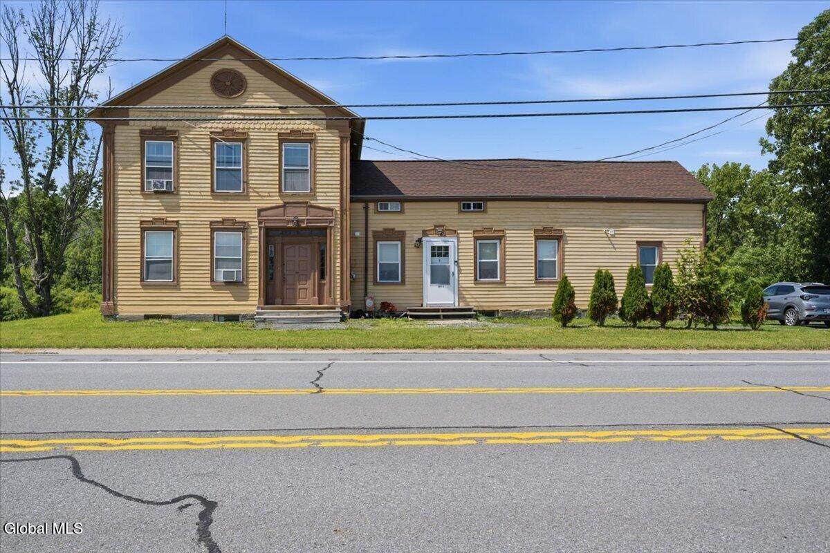 7648 Western Turnpike - Photo 1