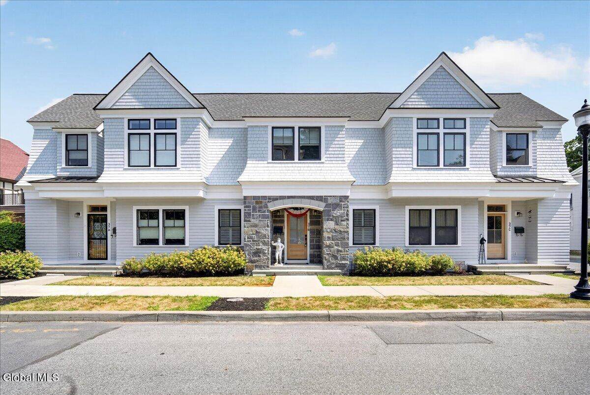 37 White Street - Photo 1