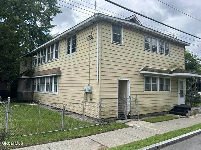 108 Heartt Avenue - Photo 1