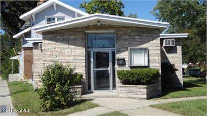 4 Ten Eyck Avenue - Photo 1
