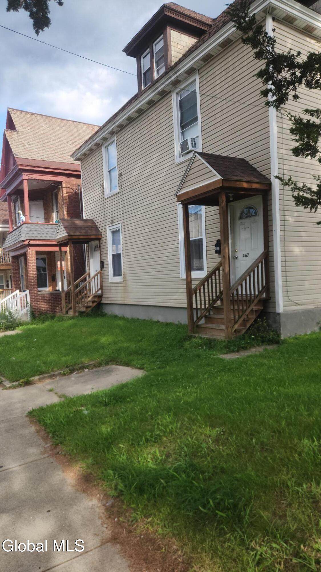 465 Hulett Street - Photo 1