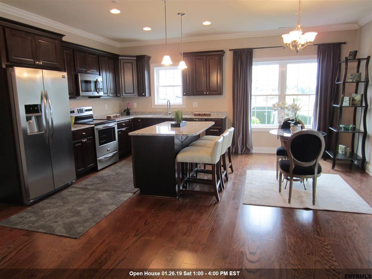 8203 Admirals Walk Dr - Photo 1