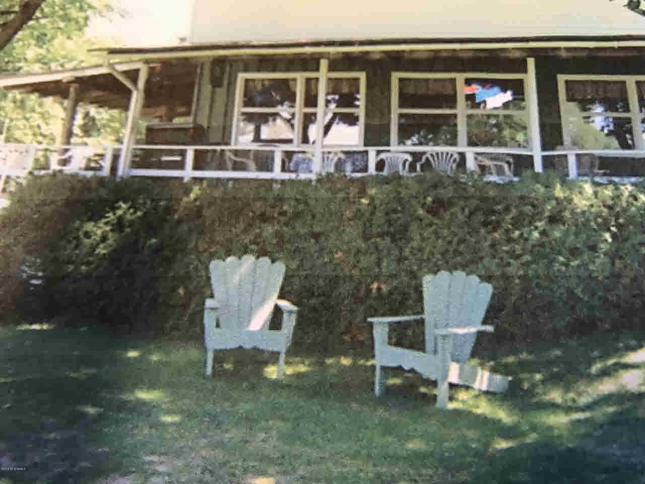 69 East Rd - Photo 1